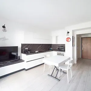 Appartamento Hbhall 9, Milano