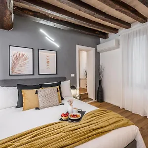 https://design-storia-in-centro-ciao-bella.emilia-romagnahotels.net