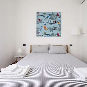 https://hacca-collection-bocconi.italymilanhotels.net