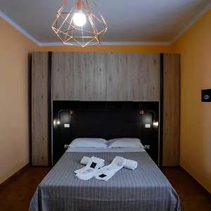 https://la-casetta-di-pia.hotelitalianriviera.com